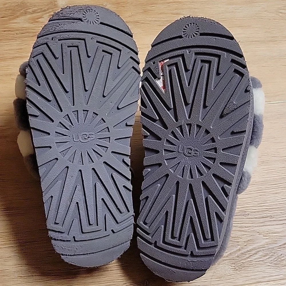 UGG Women's Gray and White Platform Disco Stripe Slides Sz 6